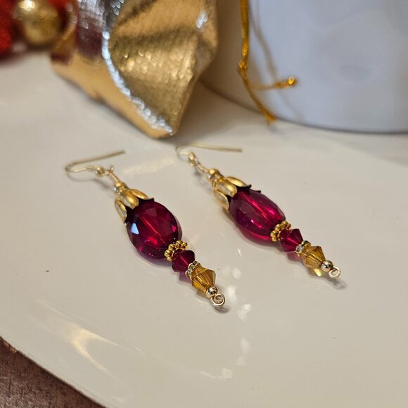 VALENTINE SALE!! Vibrant Red Crystal and14K Gold-Filled Dangle earrings NWT - Picture 5 of 6